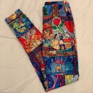 Beauty & the Beast themed leggings. Size Large